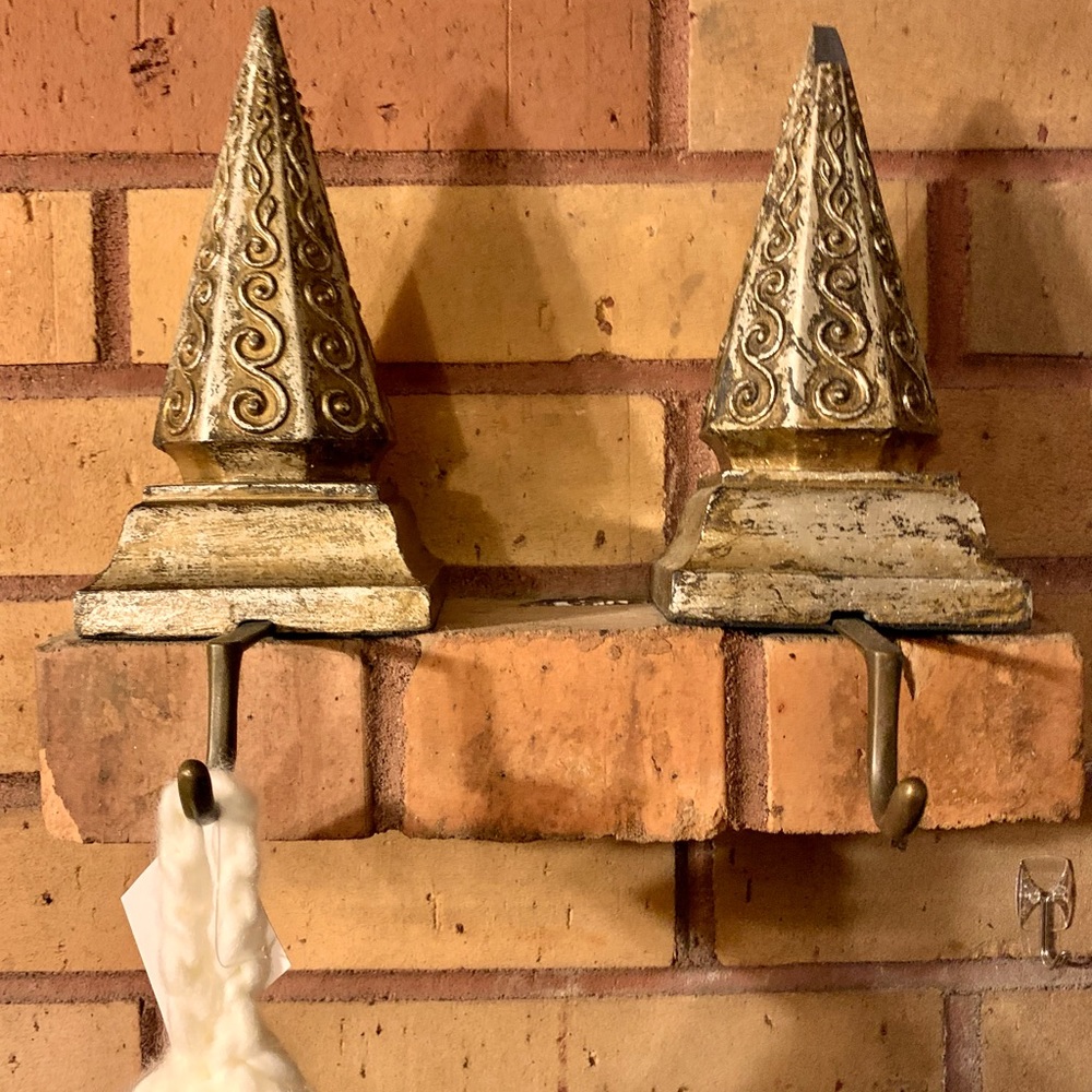 A little post Christmas shopping.  Heavy metallic stocking holders